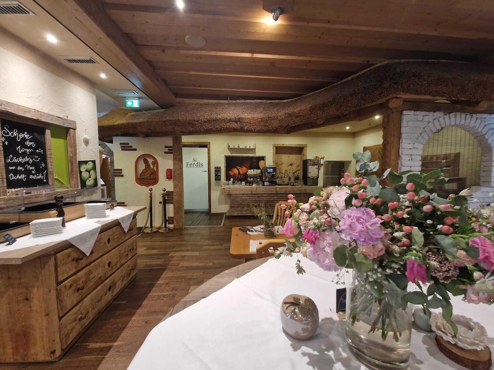I Am Hotel Graz-ไซแอร์สแบร์ก ภายนอก รูปภาพ